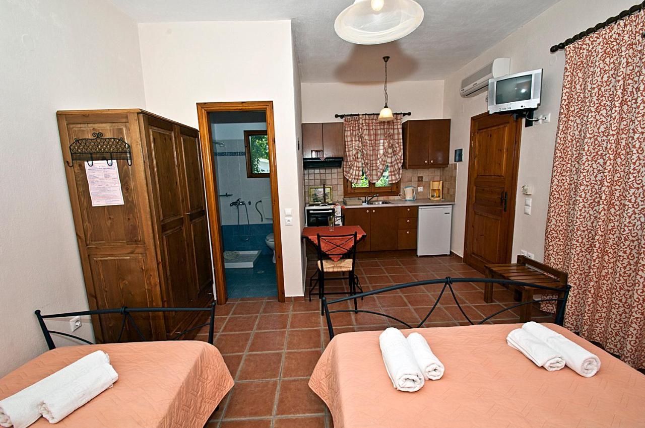 Katikies Stamatias Studios & Maisonettes Agnontas Exteriér fotografie